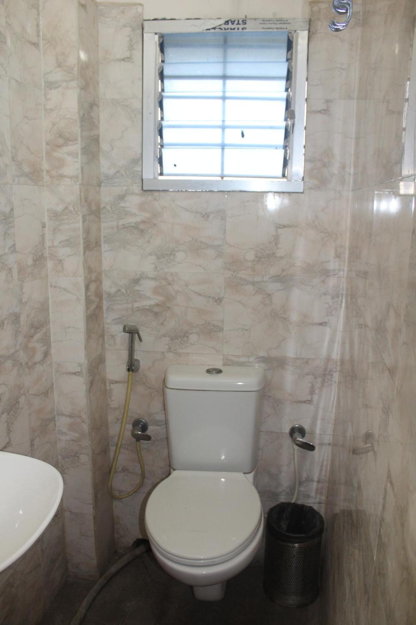 Hotel Oishi Plaza Mukutmanipur Exteriör bild